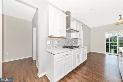 Entry Way - 1710 Trotter St, Frederick, MD 21702 photo 7 of 13