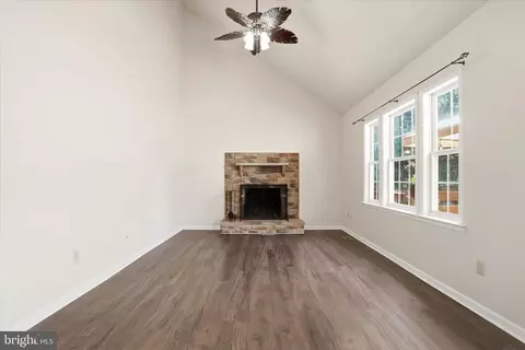 Living - 149 Crosstimber Way, Frederick, MD 21702 photo 2 of 3