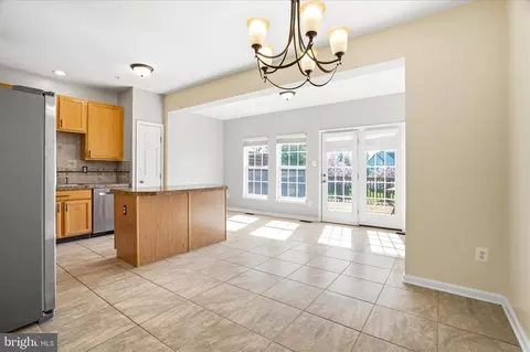 6653 Mcgrath Pl, Frederick, MD 21703 photo 7
