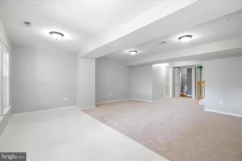6653 Mcgrath Pl, Frederick, MD 21703 photo 35