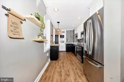 Entry Way - 18 12 N Wisner St, Frederick, MD 21701 photo 3 of 14