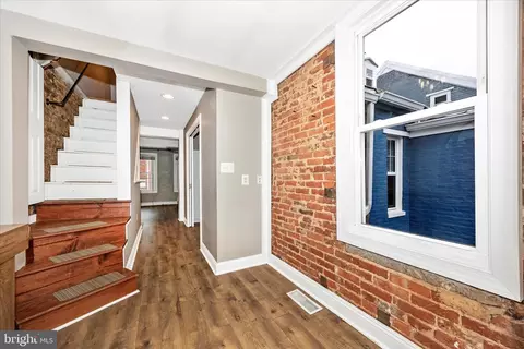 Entry Way - 18 12 N Wisner St, Frederick, MD 21701 photo 11 of 14
