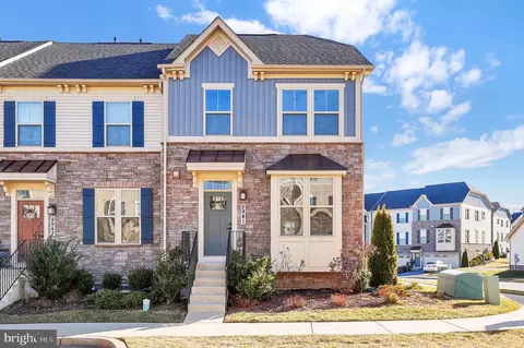 5941 Tomahawk St, New Market, MD 21774