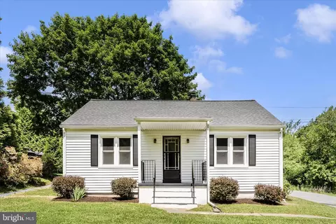 7716 Edgewood Church Rd, Frederick, MD 21702
