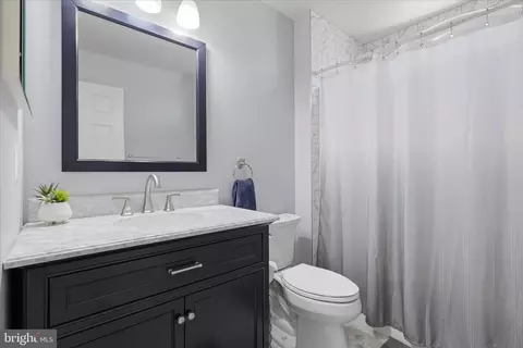 Bath - 1912 Moran Dr, Frederick, MD 21702 photo 4 of 4
