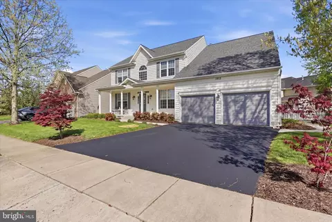 Exterior - 1912 Moran Dr, Frederick, MD 21702 photo 3 of 9