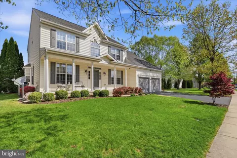 Exterior - 1912 Moran Dr, Frederick, MD 21702 photo 4 of 9