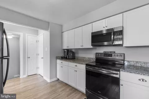 Entry Way - 4900 Arctic Tern Ct, Frederick, MD 21703 photo 1 of 4