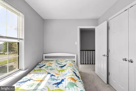 Bedroom - 4900 Arctic Tern Ct, Frederick, MD 21703 photo 5 of 6