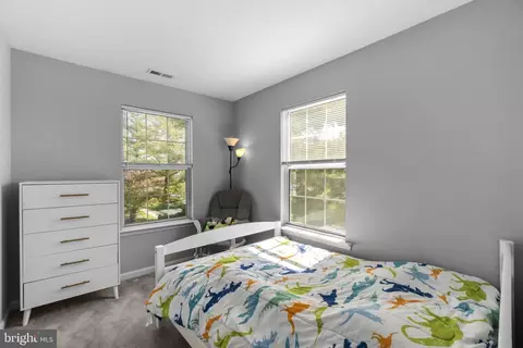 Bedroom - 4900 Arctic Tern Ct, Frederick, MD 21703 photo 6 of 6
