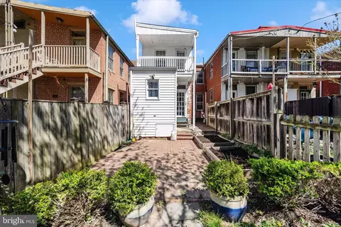 Exterior - 20 E Fourth, Frederick, MD 21701 photo 9 of 12