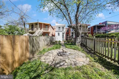 Exterior - 20 E Fourth, Frederick, MD 21701 photo 6 of 12
