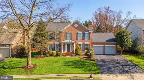 2405 Noble Manor Ln, Frederick, MD 21702
