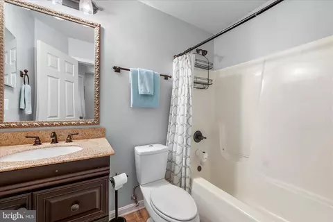 Bath - 4840 Marsden Pl, Frederick, MD 21703 photo 1 of 3