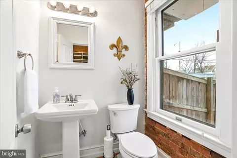 Bath - 205 E 4th St E, Frederick, MD 21701 photo 1 of 4