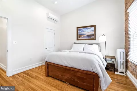 Bedroom - 205 E 4th St E, Frederick, MD 21701 photo 2 of 5