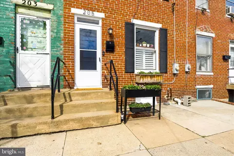 Exterior - 205 E 4th St E, Frederick, MD 21701 photo 1 of 11