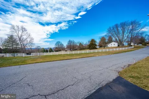 S Jefferson, Middletown, MD 21769 photo 6