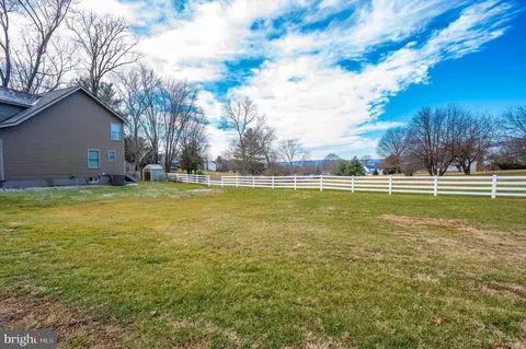 S Jefferson, Middletown, MD 21769 photo 3