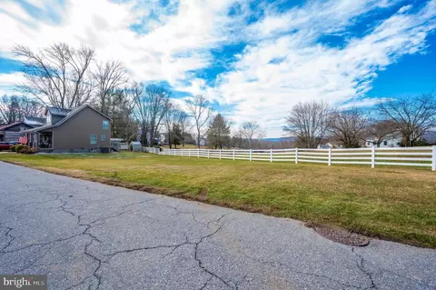 S Jefferson, Middletown, MD 21769 photo 5
