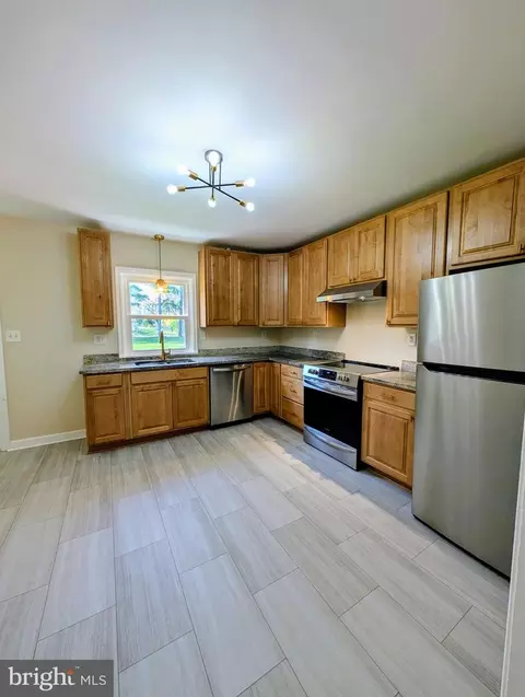 Kitchen - 627 Grant Pl, Frederick, MD 21702 photo 2 of 4