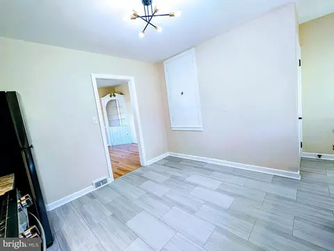 Entry Way - 627 Grant Pl, Frederick, MD 21702 photo 1 of 1