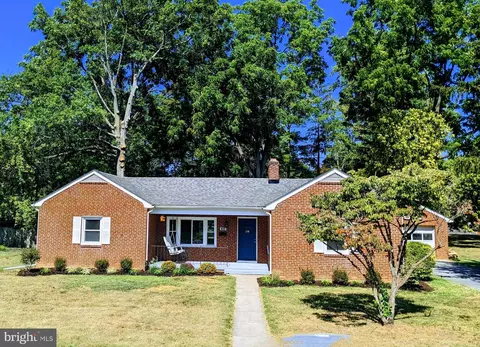 627 Grant Pl, Frederick, MD 21702