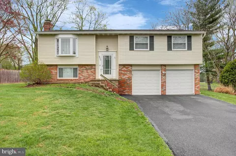 9423 Highlander Ct, Walkersville, MD 21793