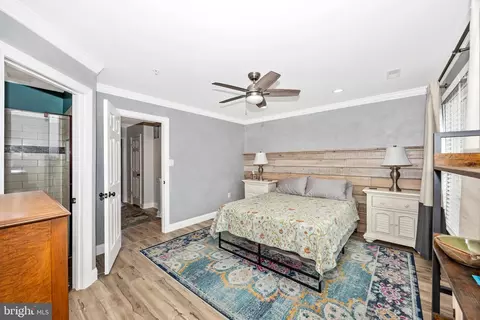 Bedroom - 6105 Pine Crest Ln, Frederick, MD 21701 photo 2 of 4