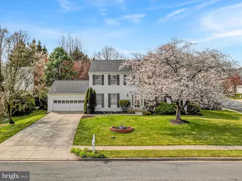 5348 Saint James Pl, Frederick, MD 21703