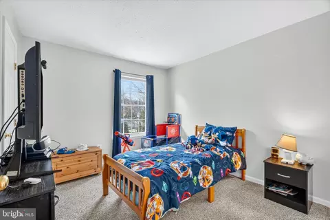 Bedroom - 5348 Saint James Pl, Frederick, MD 21703 photo 6 of 9