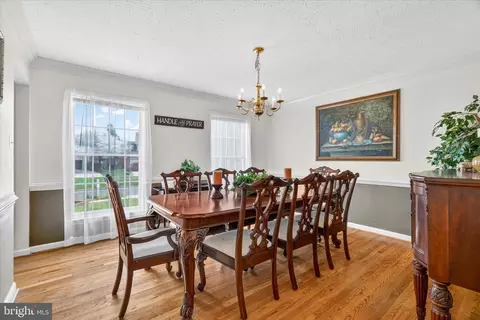 Dining - 5348 Saint James Pl, Frederick, MD 21703 photo 2 of 2