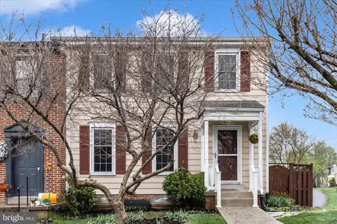 8226 Red Wing Ct, Frederick, MD 21701