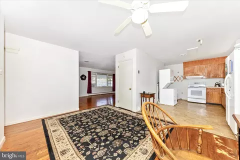 Entry Way - 7029 Rock Creek Dr, Frederick, MD 21702 photo 2 of 2