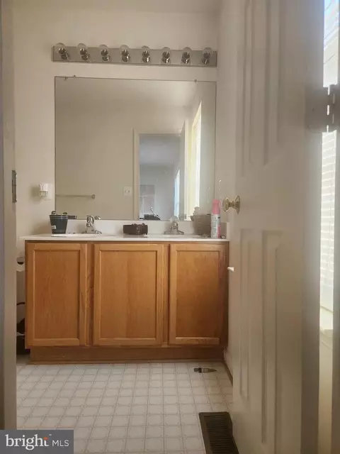 Entry Way - 5086 Stapleton Ter, Frederick, MD 21703 photo 3 of 4