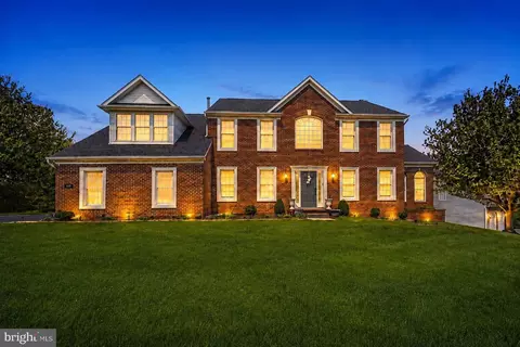 4132 Larson Ln, Mount Airy, MD 21771