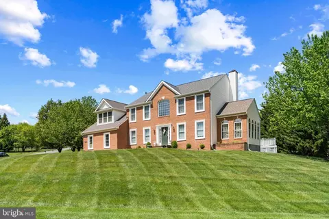 4132 Larson Ln, Mount Airy, MD 21771