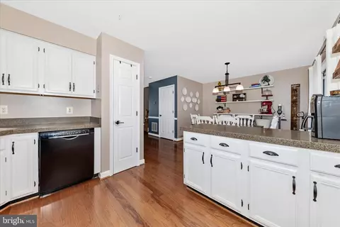 Kitchen - 6101 Baldridge Ter, Frederick, MD 21701 photo 4 of 4