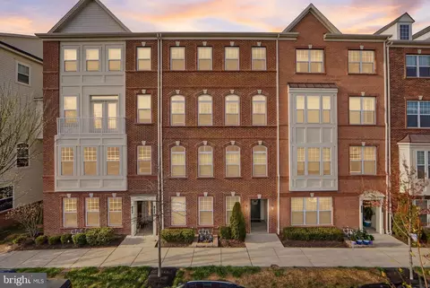 Exterior - 7134 Proclamation Pl, Frederick, MD 21703 photo 2 of 3