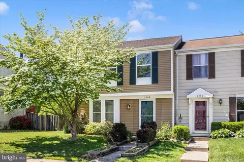 1369 David Ln, Frederick, MD 21703