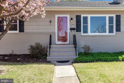 Exterior - 504 A Valley St, Frederick, MD 21701 photo 2 of 11