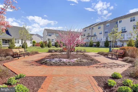 Exterior - 5906 Krantz Dr, Frederick, MD 21703 photo 7 of 8