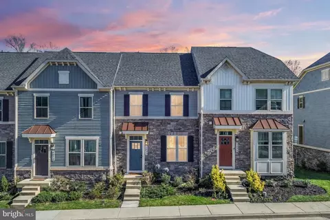 5927 Pecking Stone St, New Market, MD 21774