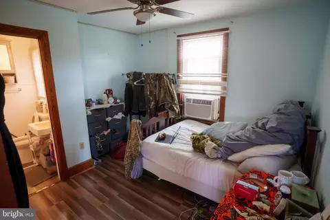 Bedroom - 24 Hamilton Ave, Frederick, MD 21701 photo 4 of 8