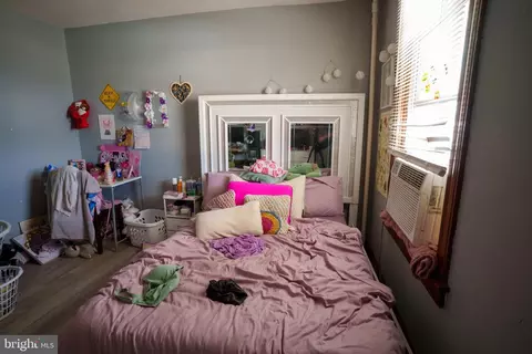 Bedroom - 24 Hamilton Ave, Frederick, MD 21701 photo 6 of 8