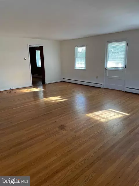 Living - 10524 Stull, Frederick, MD 21702 photo 11 of 11