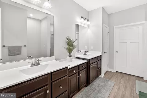 Entry Way - 3234 Starlight St, Frederick, MD 21704 photo 8 of 16