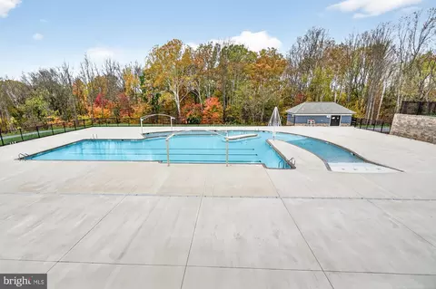 Exterior - 3234 Starlight St, Frederick, MD 21704 photo 14 of 16