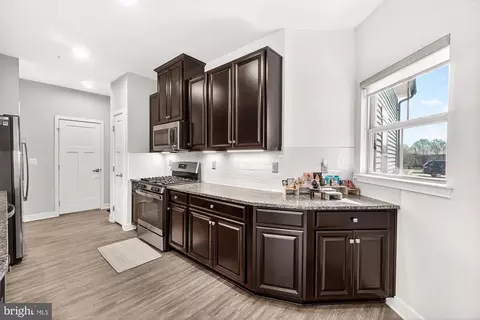 Entry Way - 3234 Starlight St, Frederick, MD 21704 photo 2 of 16