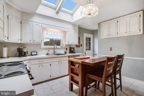 Kitchen - 6101 Pembrook St, Frederick, MD 21704 photo 2 of 3